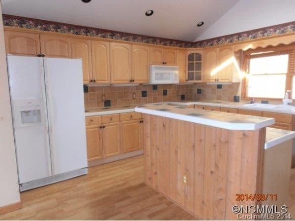1046 Black Oak Drive - Photo 3