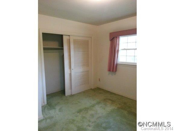 120 Queen Road - Photo 10