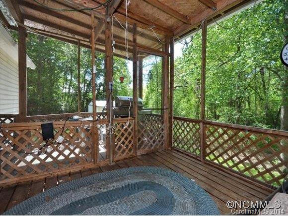 241 LAURELWOOD LANE - Photo 11