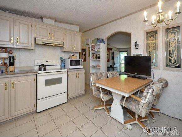 241 LAURELWOOD LANE - Photo 4