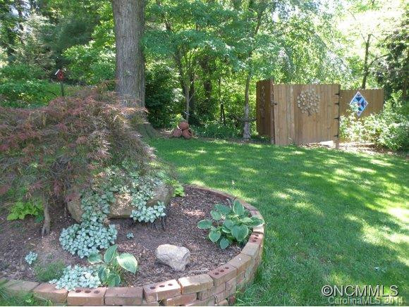 3 Holly Hill Court - Photo 8