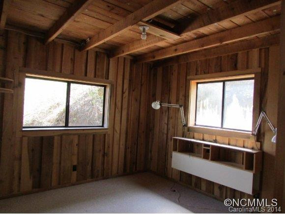1035 Moonshine Mountain Road - Photo 19