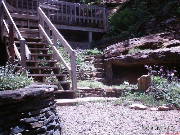 1035 Moonshine Mountain Road - Photo 7
