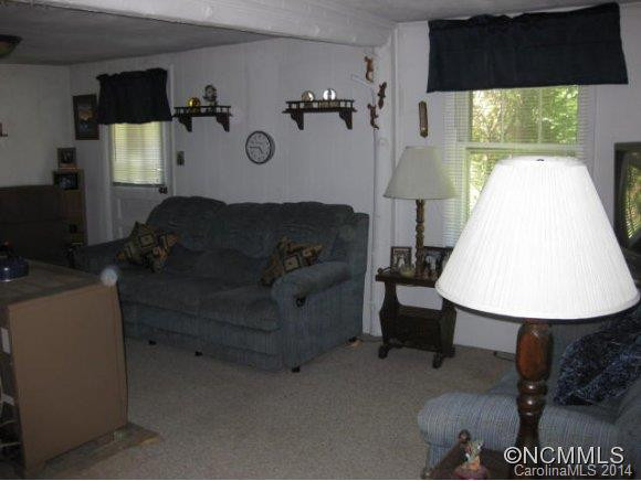 801 Lakey Gap Road - Photo 18
