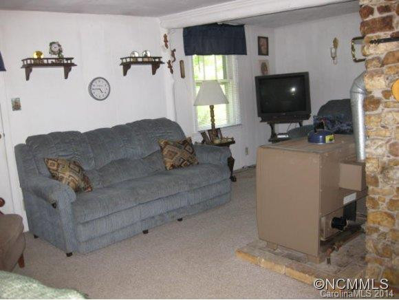 801 Lakey Gap Road - Photo 19