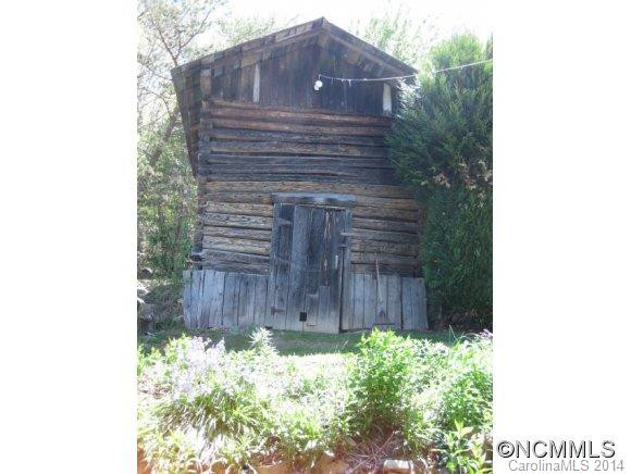 801 Lakey Gap Road - Photo 23