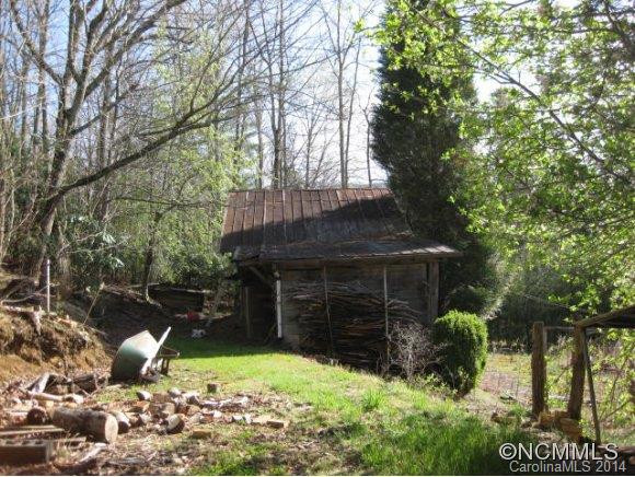 801 Lakey Gap Road - Photo 24
