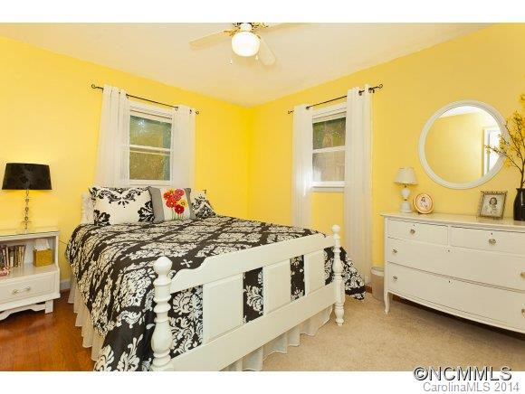 25 Willowbrook Road - Photo 12