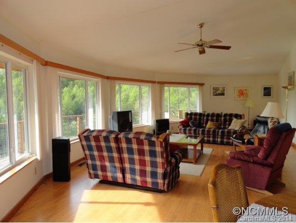 56 LITTLE TREE LANE - Photo 6