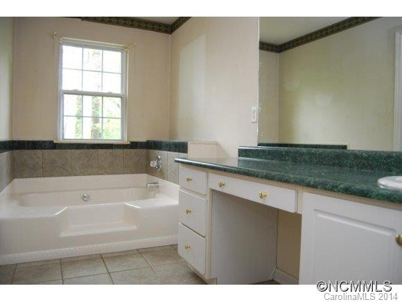 32 Dogwood Dr - Photo 11