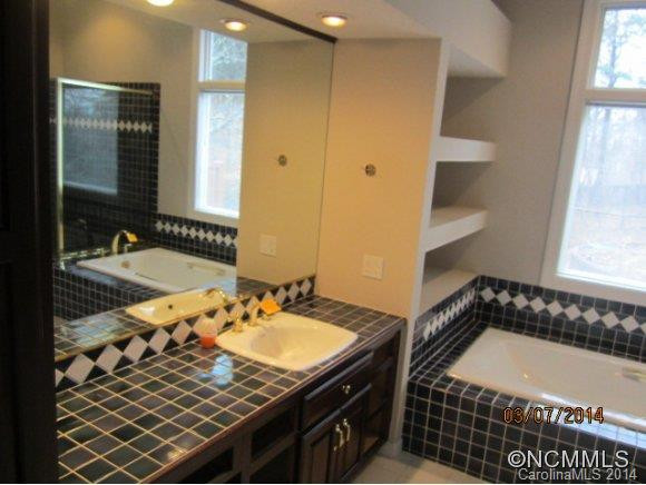 221 Burge Mountain Road - Photo 11