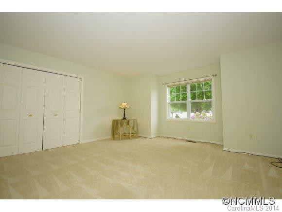 154 CHARLESTOWN DRIVE - Photo 11