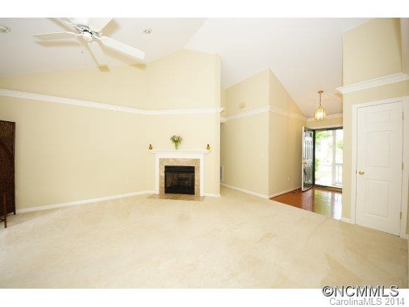 154 CHARLESTOWN DRIVE - Photo 4