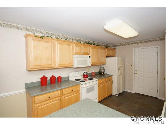 154 CHARLESTOWN DRIVE - Photo 7