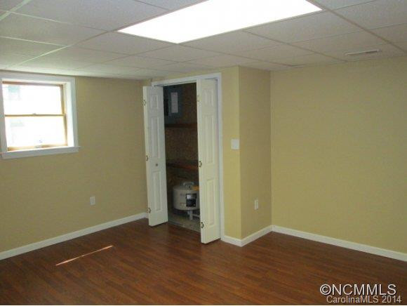 307 Green Vale Court - Photo 13