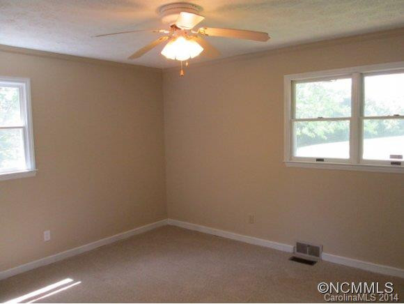 307 Green Vale Court - Photo 8