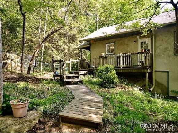 25 MILL RACE LANE - Photo 2