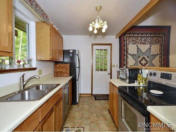 25 MILL RACE LANE - Photo 4