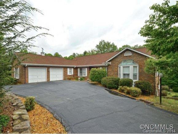 243 HAWTHORN DRIVE