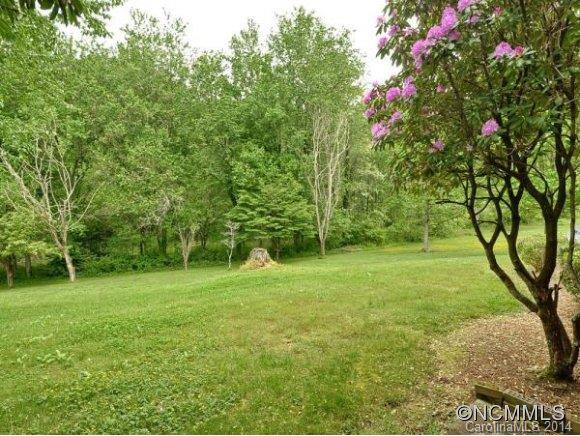 243 HAWTHORN DRIVE - Photo 20