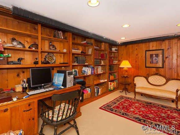 46 MACON AVE - Photo 15