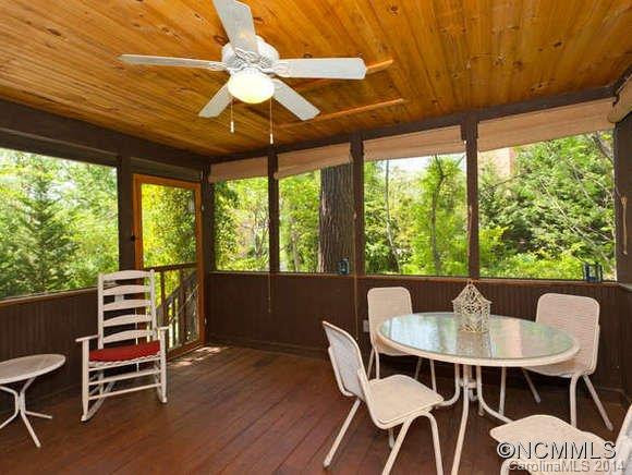 46 MACON AVE - Photo 22