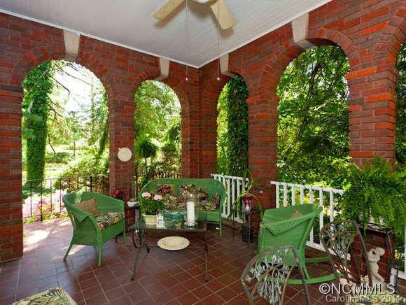 46 MACON AVE - Photo 7