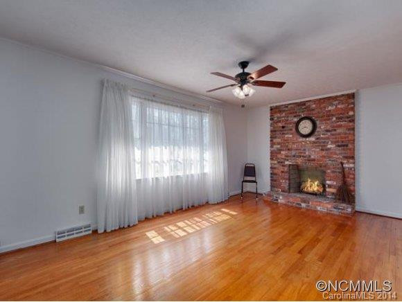 310 ASBURY RD - Photo 3