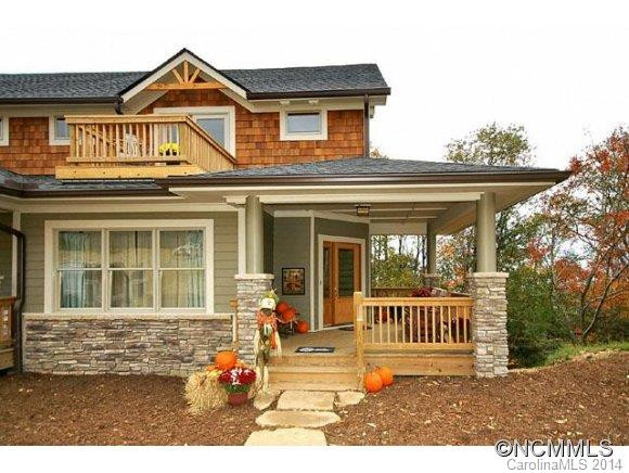330 Vista Drive, Unit 204