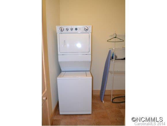 330 Vista Drive, Unit 204 - Photo 19