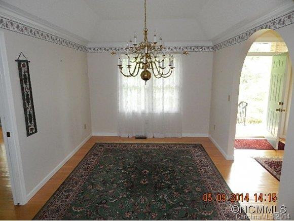 213 Camellia - Photo 2