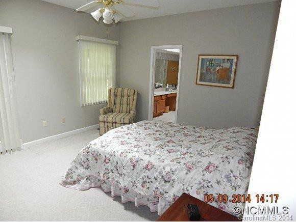 213 Camellia - Photo 6
