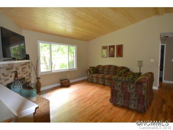 16 Mountain Brook - Photo 2
