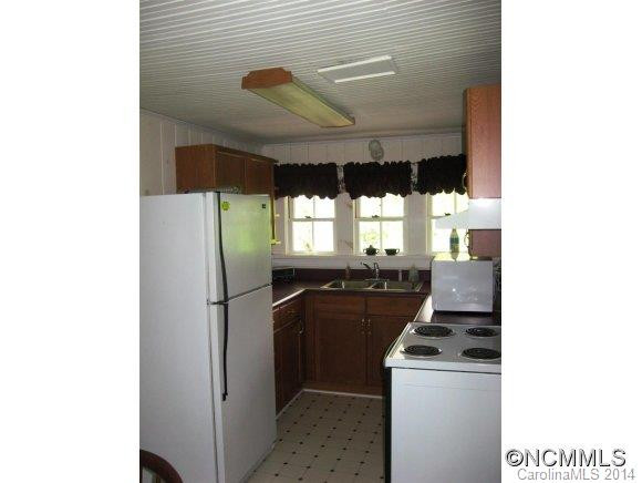 178  &36 Chestnut Hill Rd & Thomasville - Photo 9