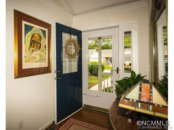 315 CHARLESTOWN DRIVE - Photo 2