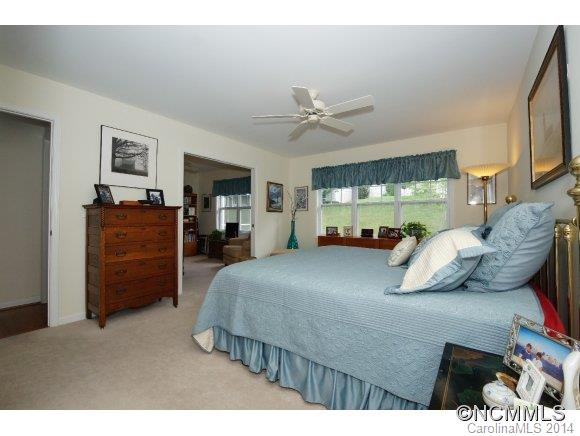 315 CHARLESTOWN DRIVE - Photo 9