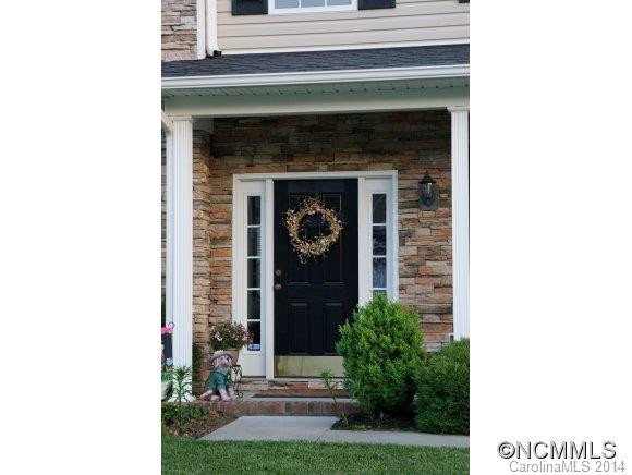 33 Woodfern Road - Photo 3