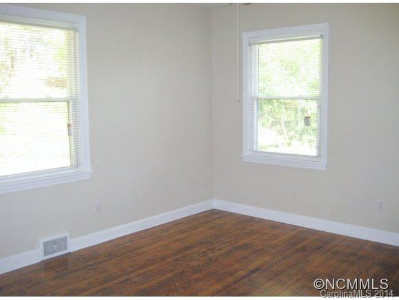 239 School Road E - Photo 15