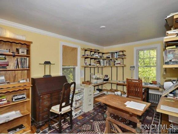 660 LAKESHORE DR - Photo 12