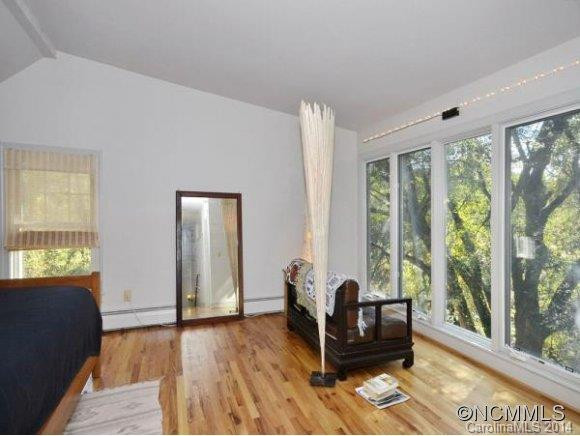 660 LAKESHORE DR - Photo 13