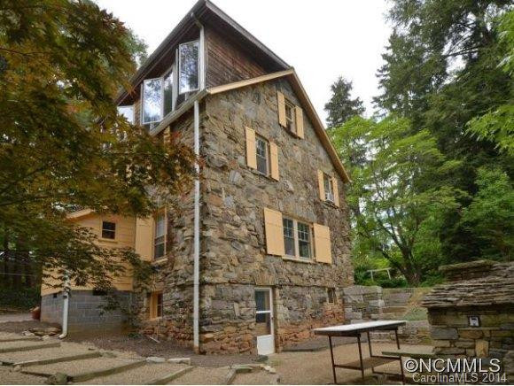 660 LAKESHORE DR - Photo 18