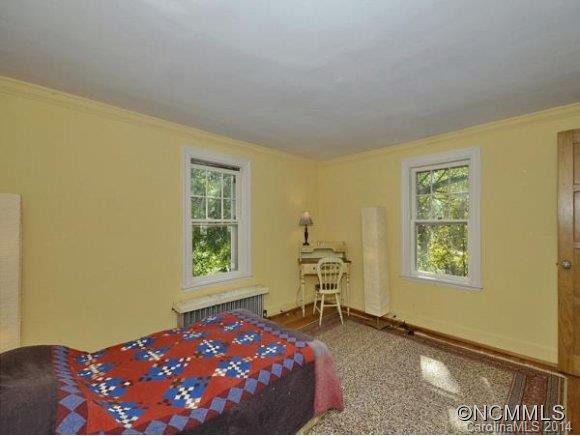 660 LAKESHORE DR - Photo 10