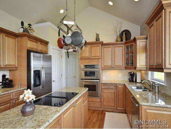 102 DISTANT VIEW DRIVE - Photo 11