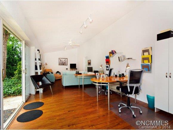 142 Justice Street - Photo 11