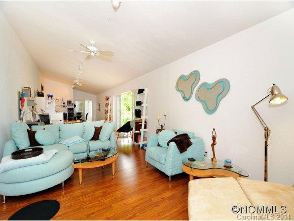 142 Justice Street - Photo 13
