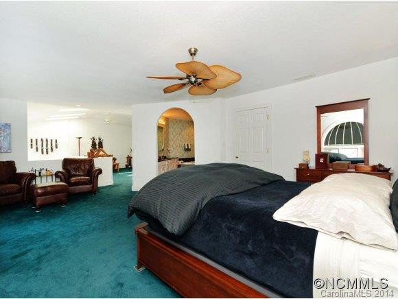 142 Justice Street - Photo 16