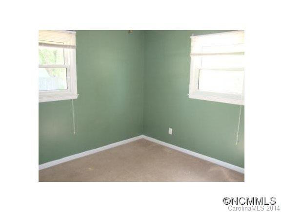 5057 Howard Gap - Photo 5