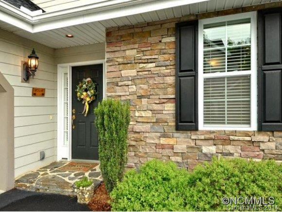 240 Towne Place Drive - Photo 2