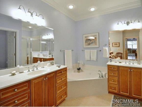 240 Towne Place Drive - Photo 11