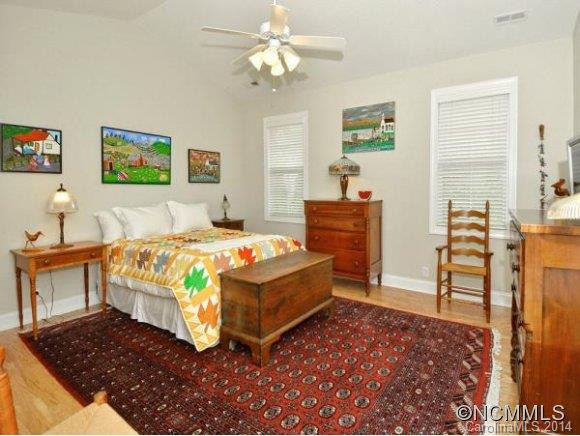 240 Towne Place Drive - Photo 16